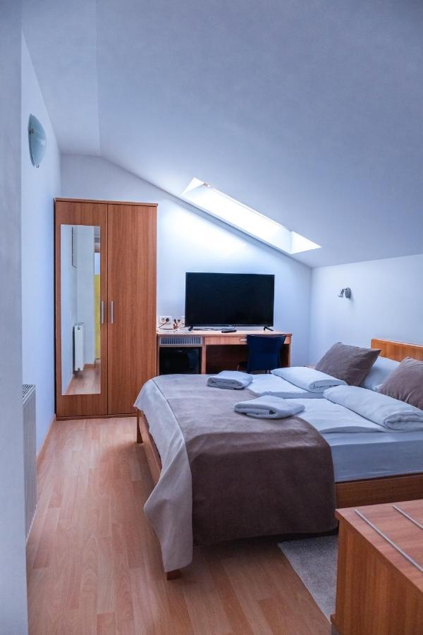 Garni Hotel Keltika Izola Εξωτερικό φωτογραφία